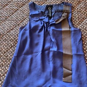 Silk blend sleeveless blouse. Size 4